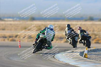 media/Jan-11-2025-CVMA (Sat) [[ddeb3f563a]]/Race 14-500-350 Supersport/